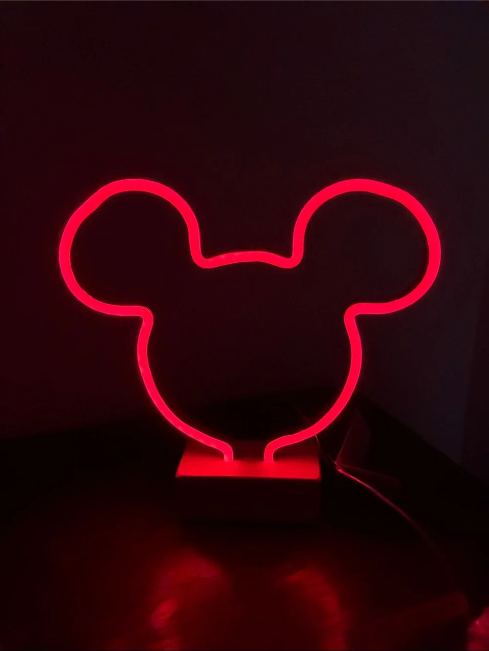 NWT- Disney- LED Light Up- RED- Mickey Mouse Head Neon Accent Light